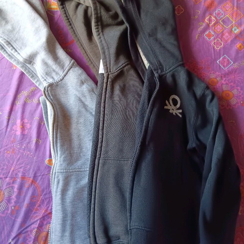 Benetton boys' clothes pack sizes 6 and 7 like new