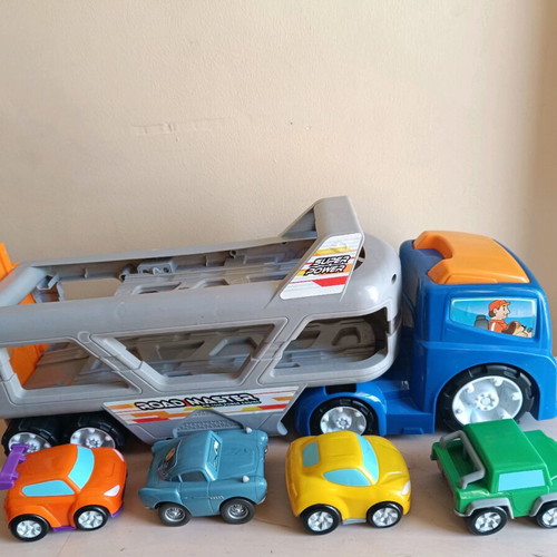 Truck with vehicles used with sounds