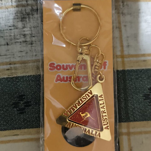 Vintage gold plated keychain Souvenir of Australia Sydney 2000 new