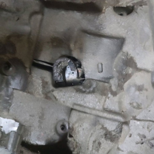 Toyota Auris D-4D Engine Plastic Cover used with broken bases