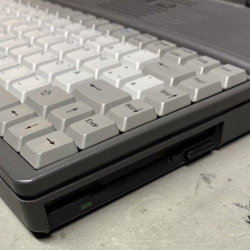 Escom 386XL/33 laptop used, retro from 1993