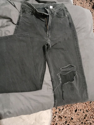 H&M gray denim pants used size M