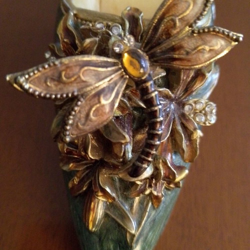 Jewelry box shoe like new with dragonfly for rings