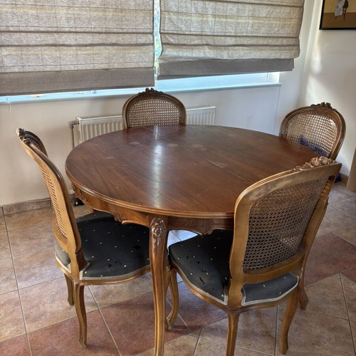 Wooden dining table with 6 chairs, extendable