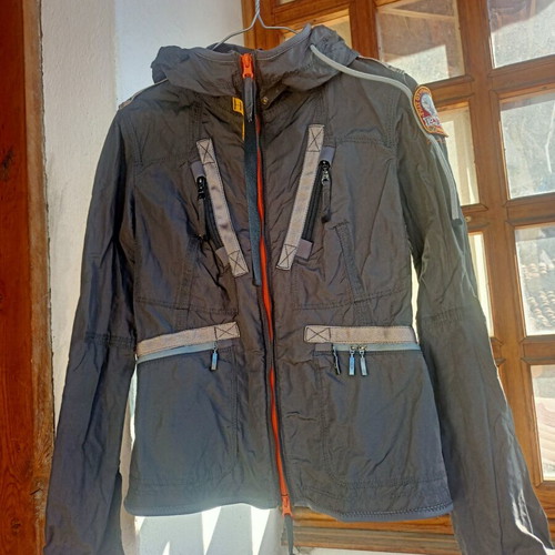 Parajumpers windbreaker jacket like new, size S, black multicolor