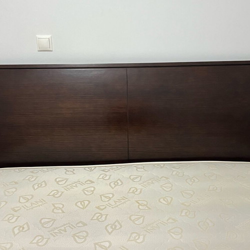 Wooden bedroom set like new, double bed 150×200 cm with nightstands