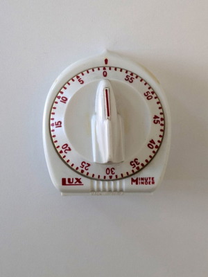 Lux Minute Minder vintage mechanical kitchen timer used
