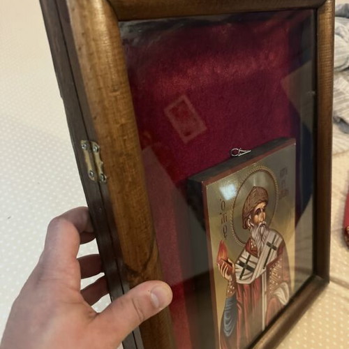 Church frame with velvet lining and linden wood