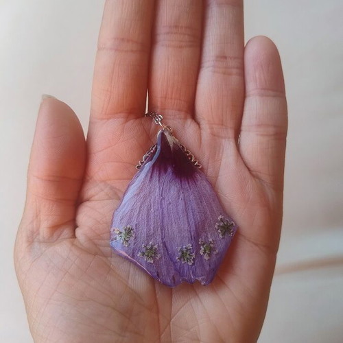 Necklace with floral talisman handmade with hibiscus petals, purple