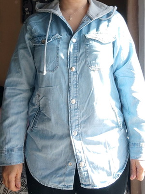 H&M Divided denim shirt with hood like new, size Small/Medium