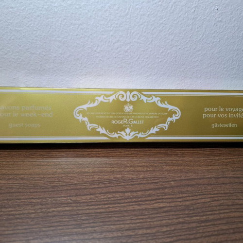 Roger & Gallet Guest Soap boxed like new with lavender, rose, orchid, fougere scents