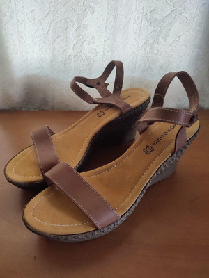 Women's leather platform sandals 'Toxotis', size 41, brown