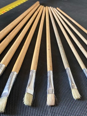 Painting brush set used, 12 pieces with wooden handle