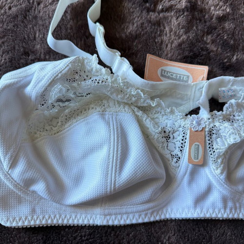 White bra 95C new