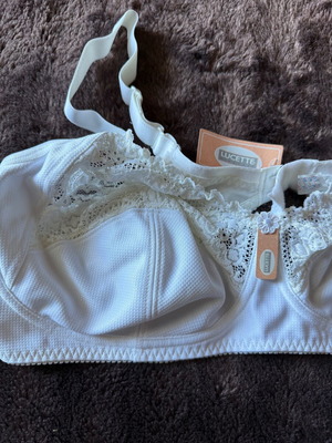 White bra 95C new