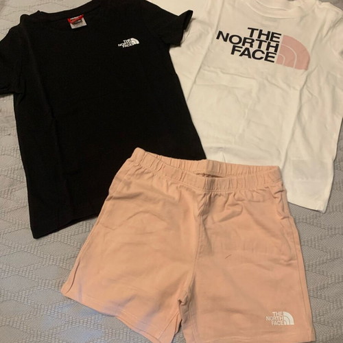 The North Face sports set like new, size 5T, 3 pieces, multicolor