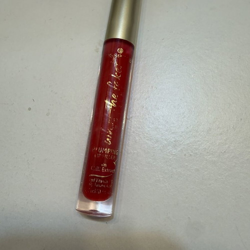 Essence Plumping Gloss like new