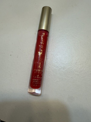 Essence Plumping Gloss like new