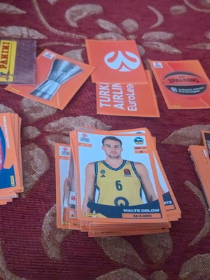 Panini Turkish Airlines Euroleague 2024-2025 and 2025-2026 stickers like new, pack of 5
