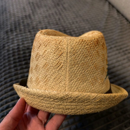 Handmade hat like new, beige with turquoise painting, size S
