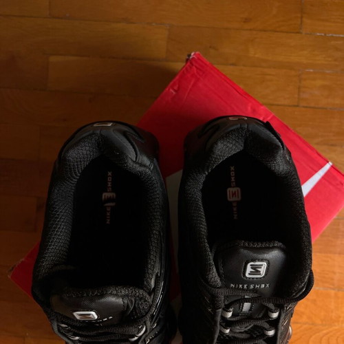 Nike Shox 46 new black sneakers