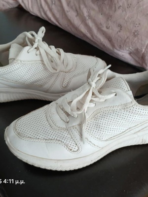 Athletic shoes used size 37 white