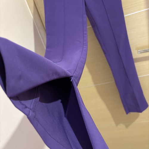 Zara fitted pants with ankle zippers, like new, size XS purple