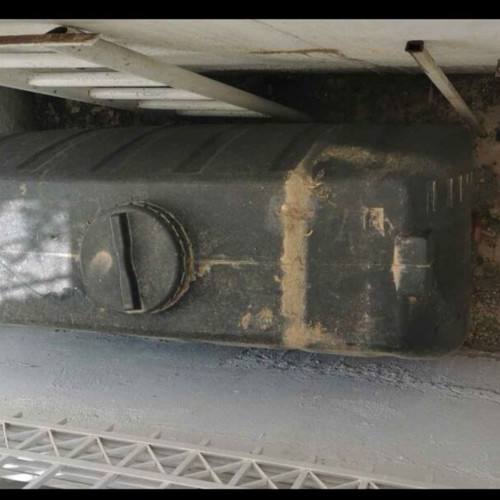 Oil tank 500 liters with about 50 liters oil, like new