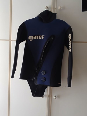 Mares diving suit used