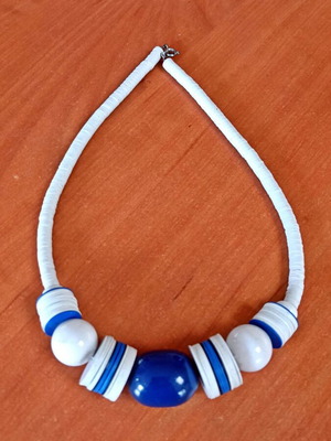Boho style necklace like new, white and blue