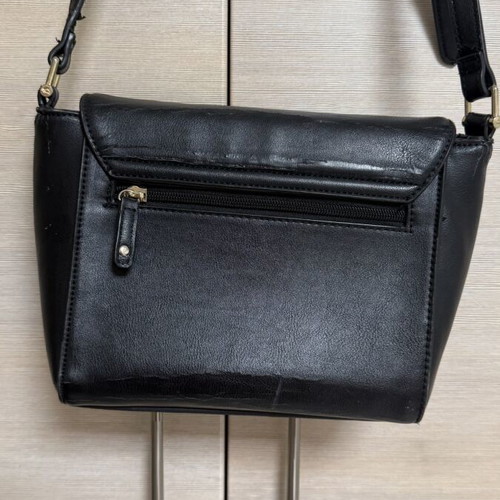 Carpisa Crossbody Shoulder Black Mini Flap Bag Used