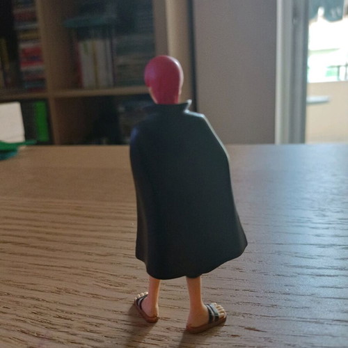 Shanks figure from One Piece like new, 8 cm