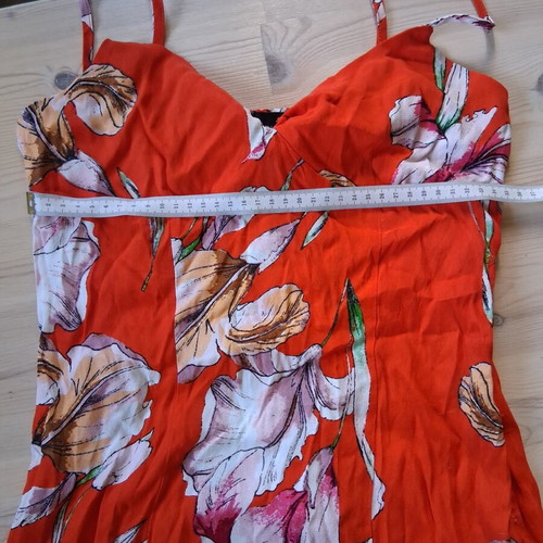 Minkpink Tangerine Dream Floral Midi Dress new, small medium