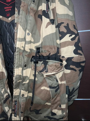 Μπουφάν Marikoo militaire μεταχειρισμένο, μέγεθος medium, μαύρο