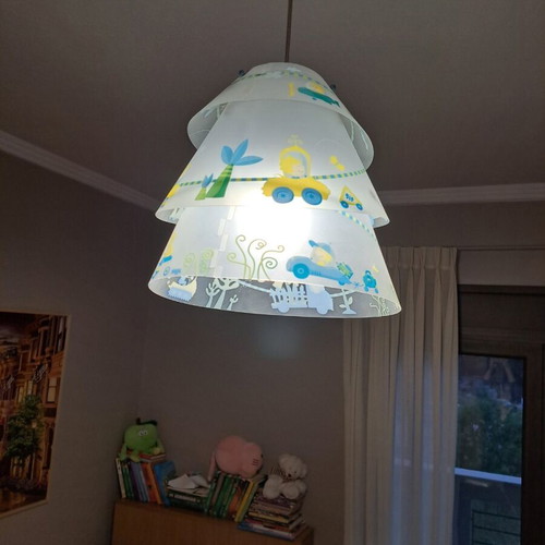 Children's ceiling light like new with cheerful design
