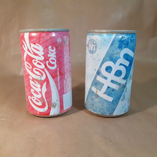 Coca-Cola and Ivi aluminum cans used from the 1980s