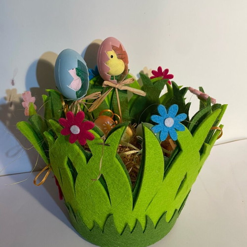 Easter felt basket with decorative eggs and flowers like new