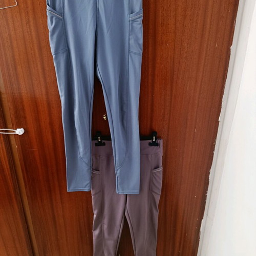 Athletic leggings like new with pocket, blue and purple, size M