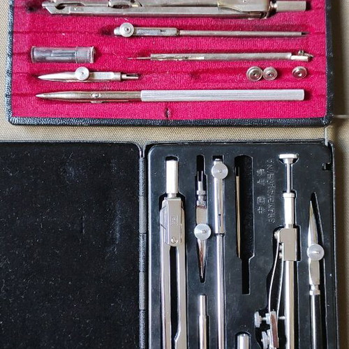 Old compass sets used, 2 pieces with missing parts