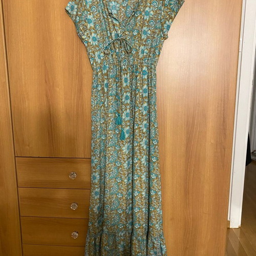 Sale-Ble long floral dress new, green and gold