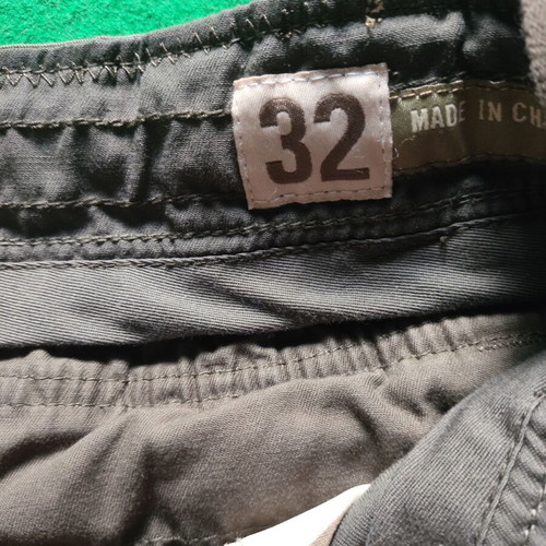 Abercrombie & Fitch Cargo Shorts used, men's khaki size 32
