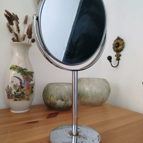 Double mirror used with 3x magnification, height 30 cm