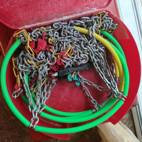 Snow chains like new