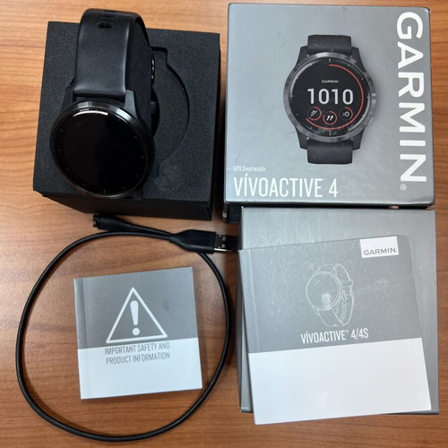 Garmin Vivoactive 4 smartwatch like new, black, fitness features