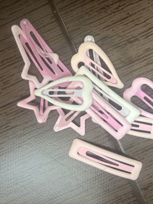 Hairclips new, soft colors set