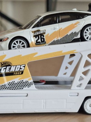 Hot Wheels 2026 Team Transport Legends Tour '24 Honda Civic Type-R καινούργιο