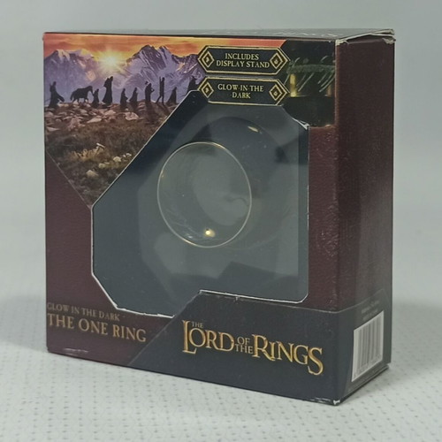 Lord of the Rings Glow in the Dark One Ring new with display case