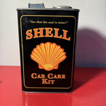 Shell tin box used, 18x13 cm, small wear on one side