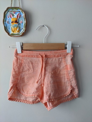 Orchestra summer shorts for girl 3 years used, apricot color