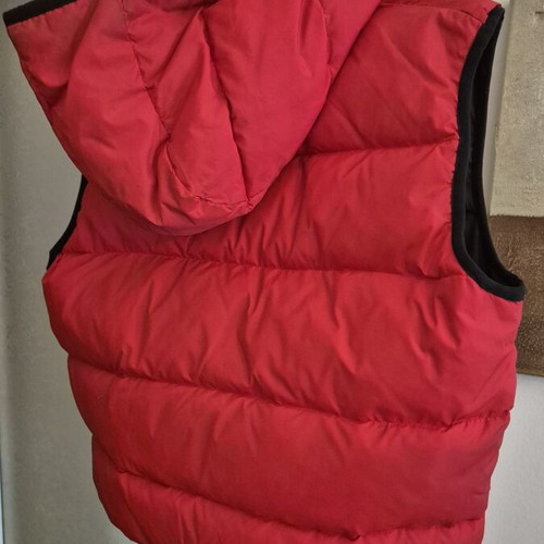 Zara sleeveless hooded vest like new, red, XL